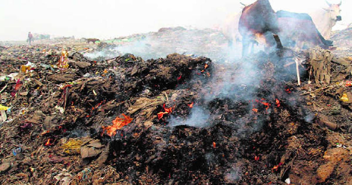Fire at Bhalswa landfill site in Delhi